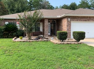 25 Magnolia Lake Dr, Defuniak Springs, FL 32433