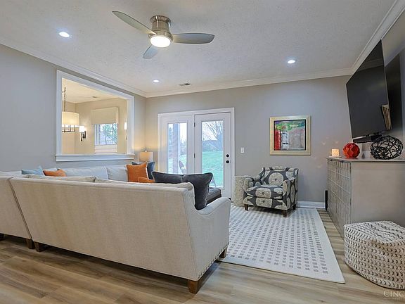 4th image of 8021 Pinnacle Point Dr APT 104