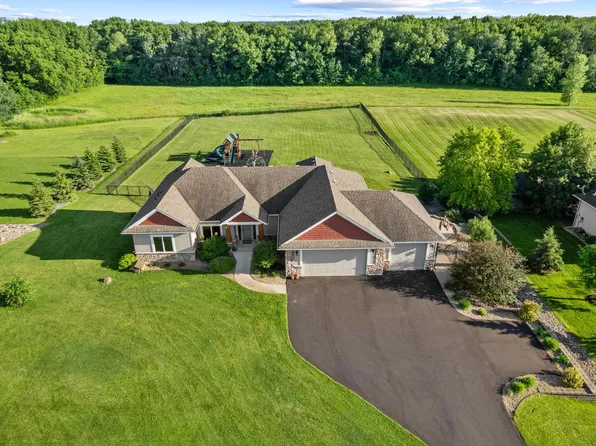 23555 Saddle Ridge Dr, Rogers, MN 55374