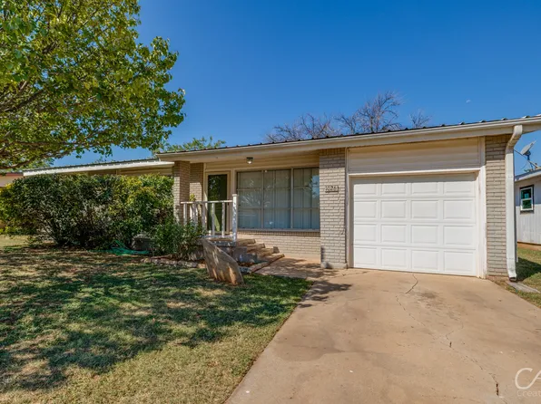 1026 S Pioneer Dr, Abilene, TX 79605