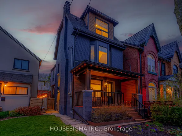 60 Fuller Ave, Toronto, ON M6R 2C3