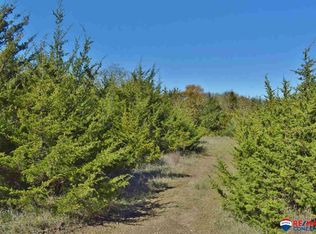 2300 Woodsey Ln, Crete, NE 68333