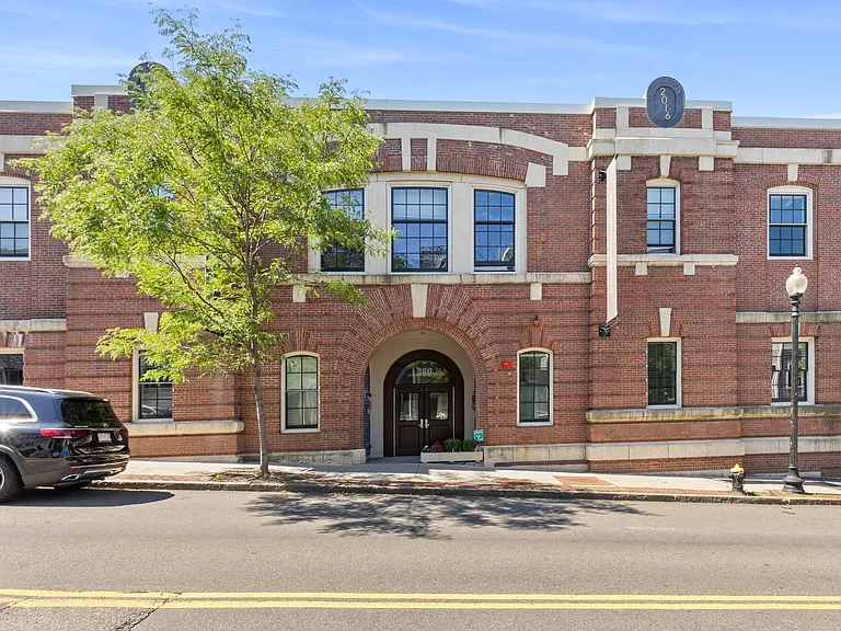 380 Bunker Hill St #210 — Photo 35