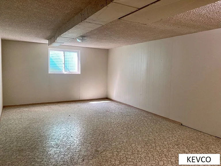 2805 Redwing Rd — Photo 17