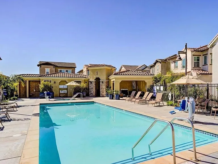 1172 Fox Field Ln — Photo 23