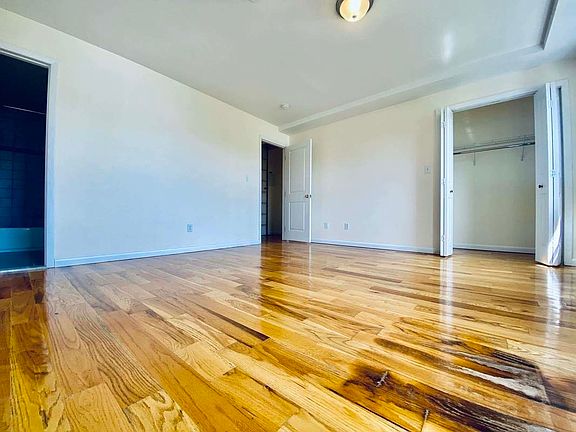 3rd image of 1129 Greene Ave #B