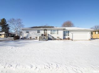 1324 14th St, Orion, IL 61273