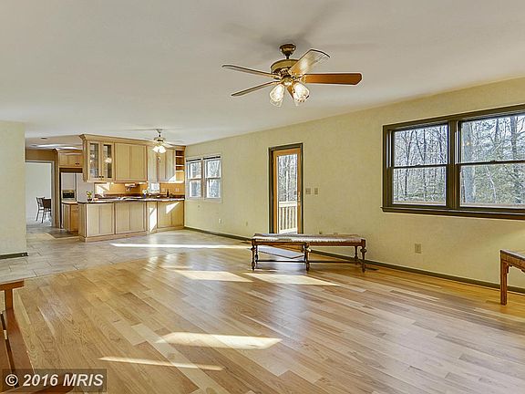 5th image of 1275 Lavall Dr