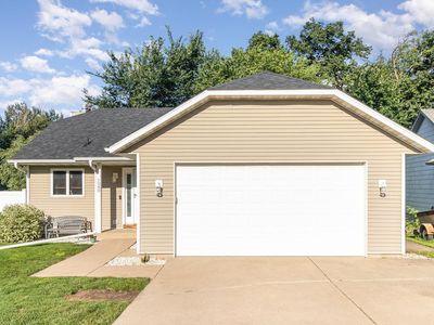 1240 Spring Hill Rd, Waconia, MN, 55387