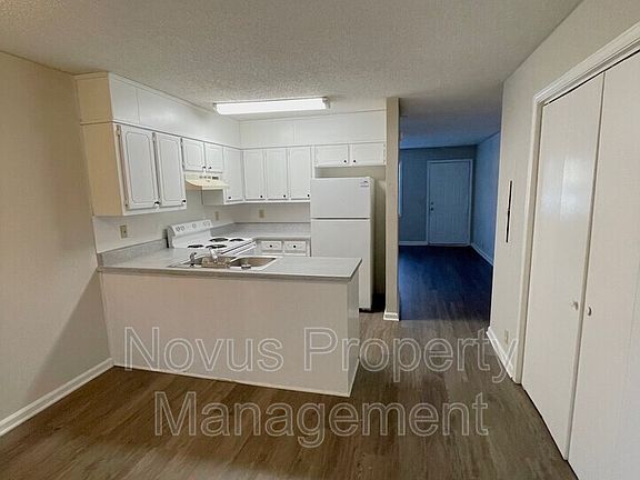 5th image of 124 Bowen St Unit B