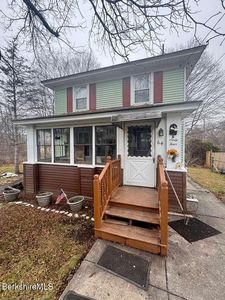 64 King St, Pittsfield, MA, 01201