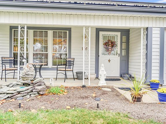 5th image of 126 Buckingham Dr