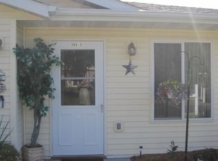 305 Mack Dr APT 5, Reedsburg, WI 53959