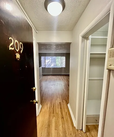 Corona Manor Apartments — Photo 13