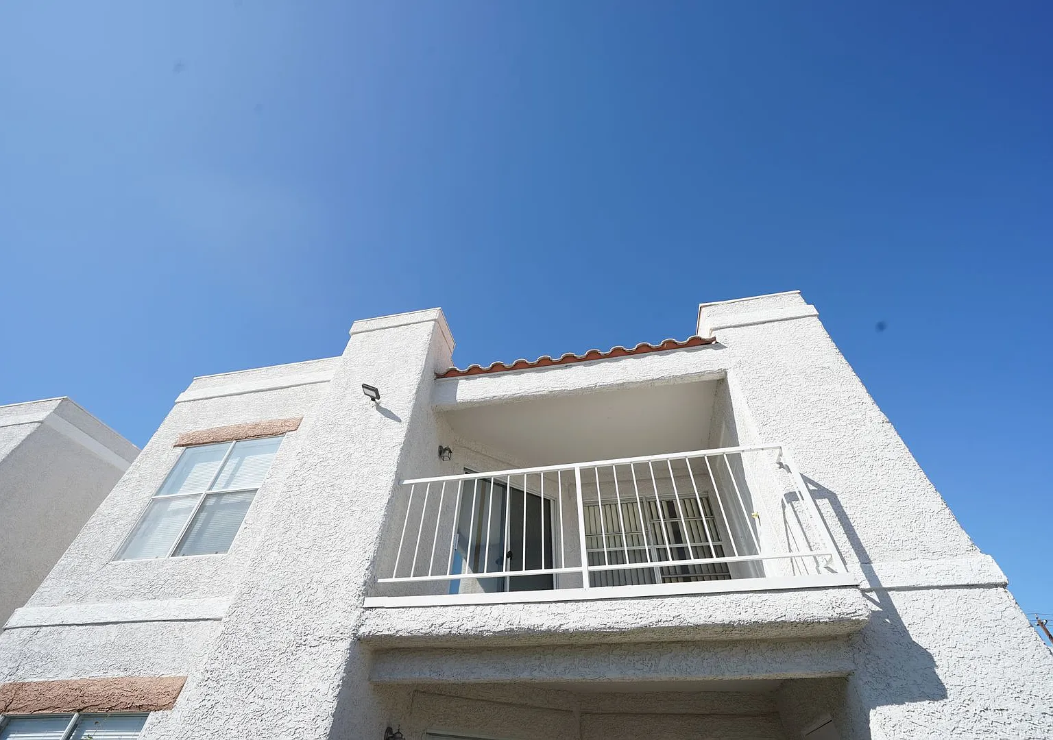 Showings Available NOW — Photo 2