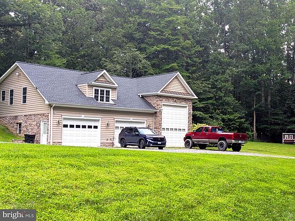 2nd image of 7040 Hoadly Rd