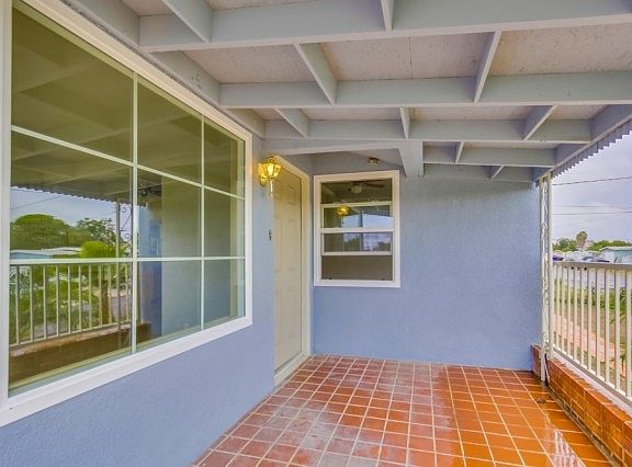 4th image of 2203 Flintridge Dr