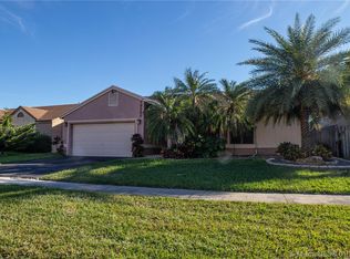 10280 NW 31st Ct, Sunrise, FL 33351