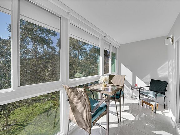 3rd image of 1501 Cayman Way #L4