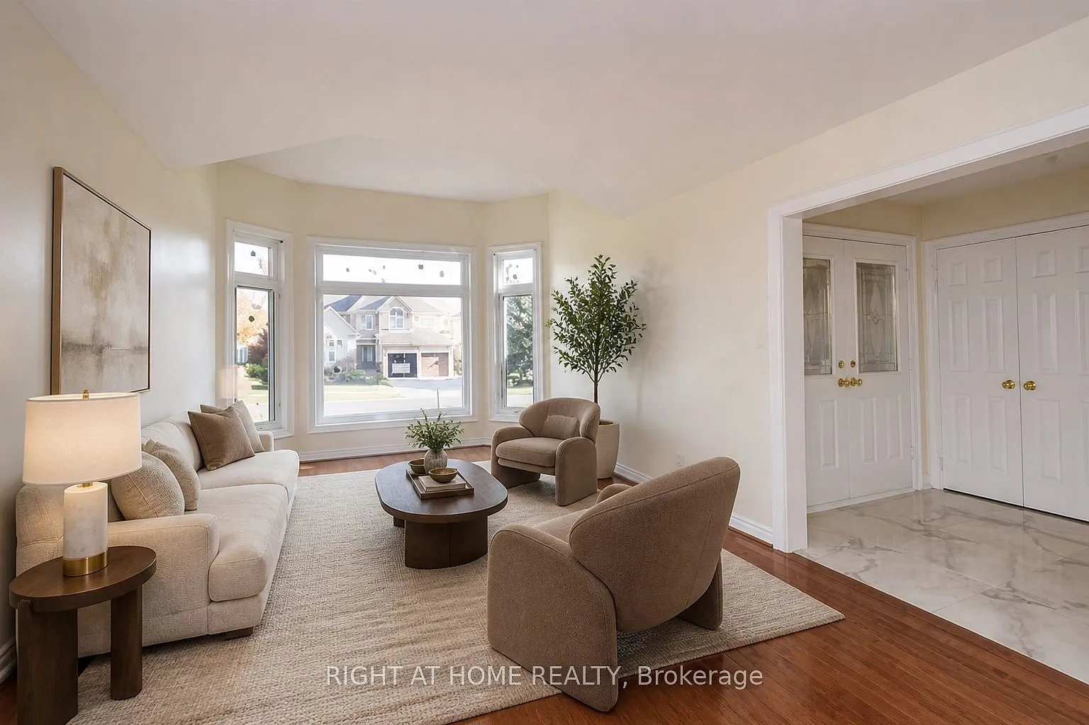 6 bed, $6,200 — Photo 4