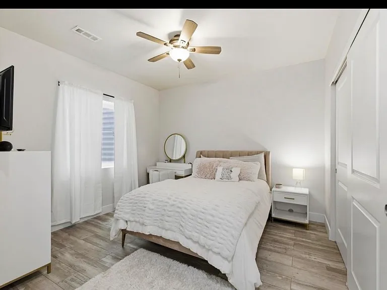 2933 Biplane St — Photo 3