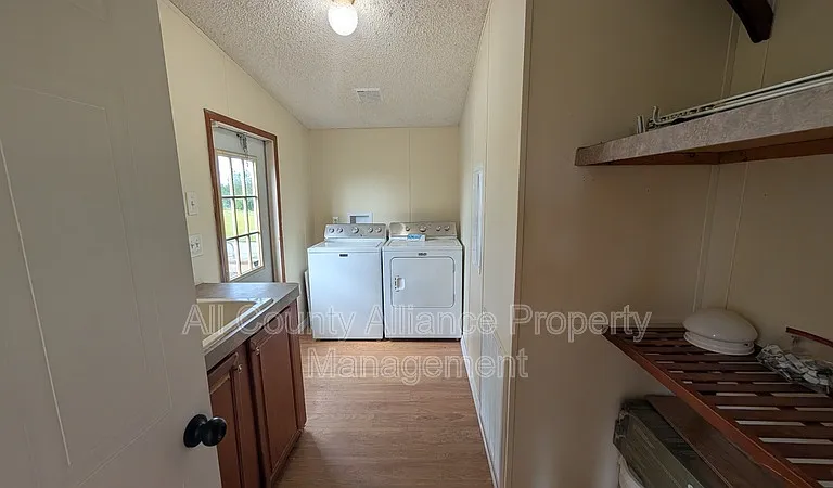 13406 Duck Lake Canal Rd — Photo 8