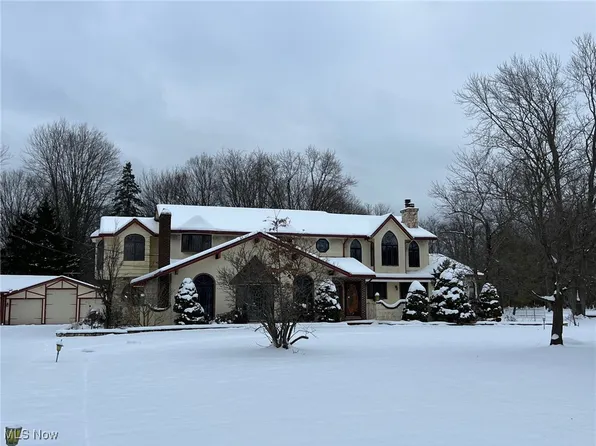 24544 Nobottom Rd, Olmsted Township, OH 44138