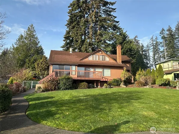 5170 E Grapeview Loop Road, Allyn, WA 98524