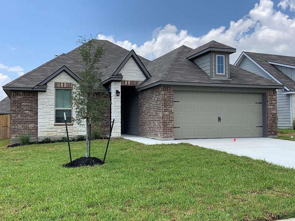 1st image of 2025 Dumfries Dr