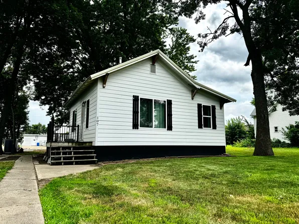 107 S 3rd St, Arlington, SD 57212