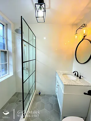 Sold by Daniel Gale Sotheby's International Realty | media 8