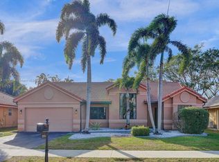 3095 Perriwinkle Cir, Fort Lauderdale, FL 33328