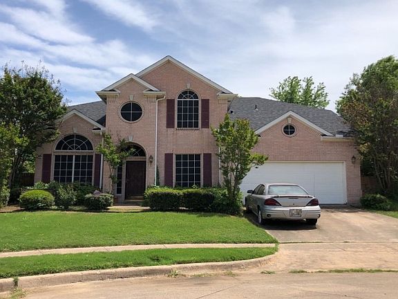 3rd image of 516 Oakdale Ct