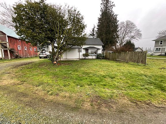 5th image of 1707 Pioneer Hwy E #B
