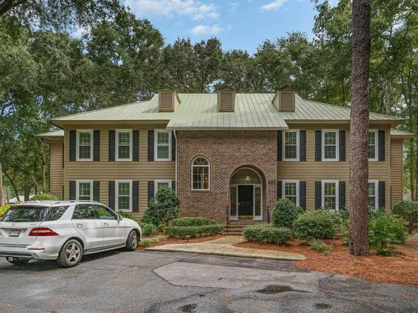 207 Golden Bear Dr. #2, Pawleys Island, SC 29585