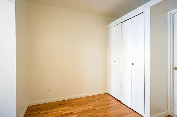 Rented by City Connections Realty | media 15