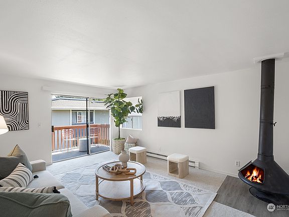 3rd image of 17301 NE 45th Street #90