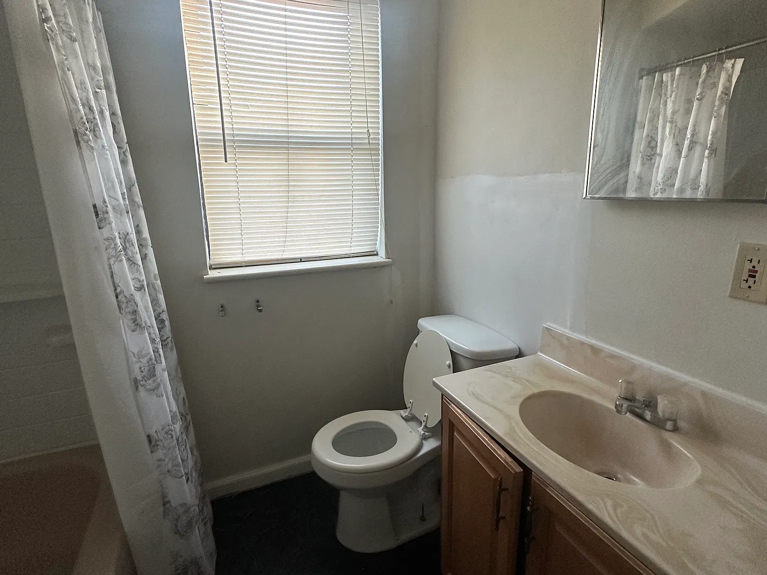 1 bed, 750 sqft, $950 — Photo 3