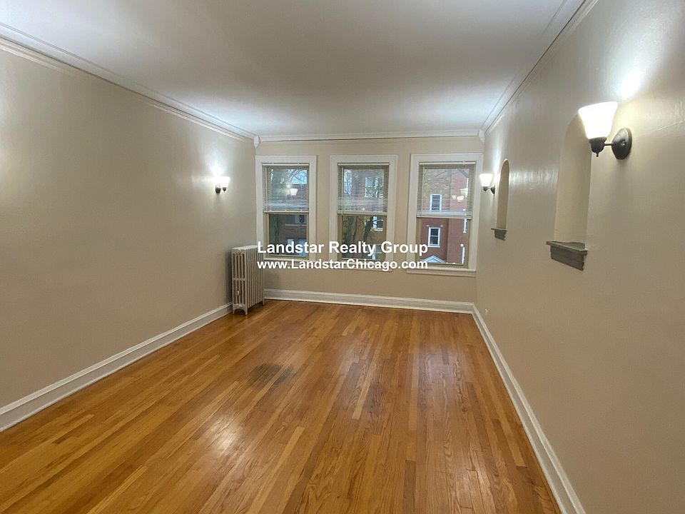 1st image of 4157 N Mozart St #2