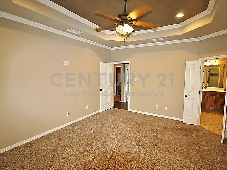 122 Sierra Dr — Photo 12