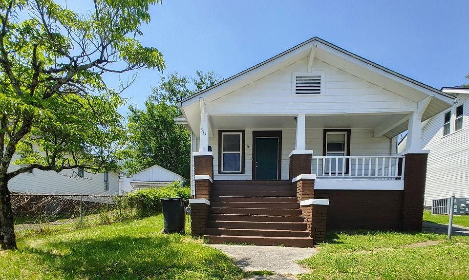 1st image of 311 E Emerald Ave