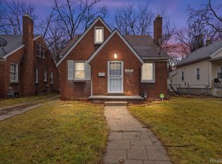 16225 Robson St, Detroit, MI 48235