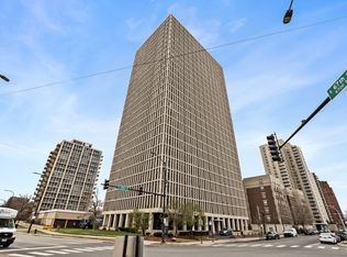 6700 S South Shore Dr APT 2J, Chicago, IL 60649