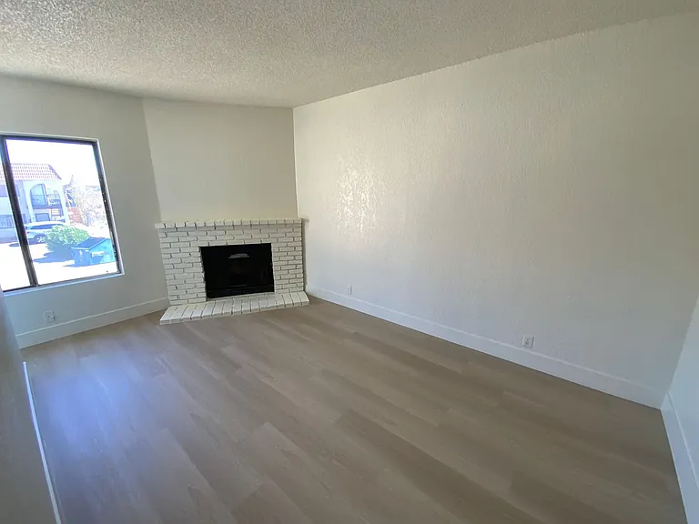 6994 Issac Ave #B — Photo 6