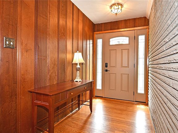 4th image of 60 Swallow Hill Rd