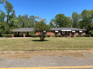 119 Bearcamp Lake Rd, Irwinton, GA 31042