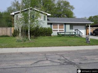 695 East Ln, Lander, WY 82520