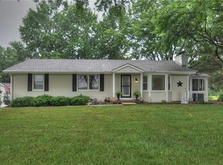 14918 Long Rd, Smithville, MO 64089