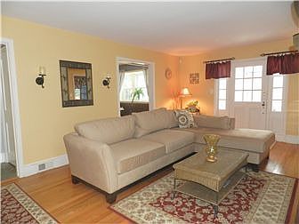 Bright and inviting Living Room