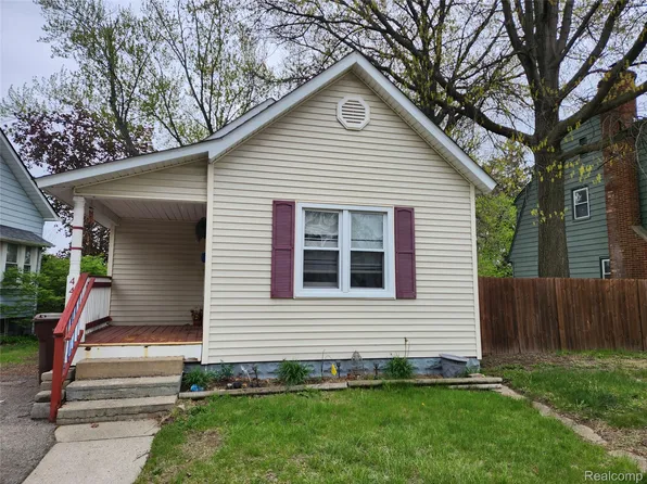 4417 Elizabeth St, Wayne, MI 48184